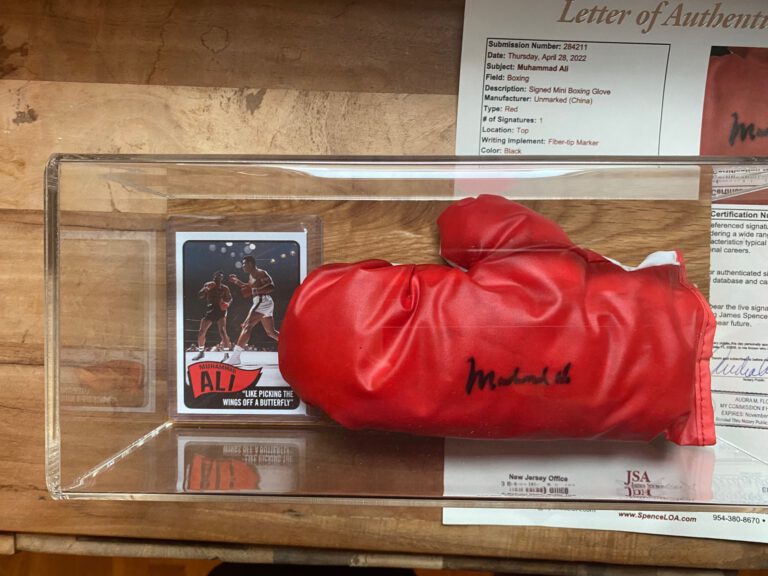 Exploring the World of the Most Expensive Sports Memorabilia The