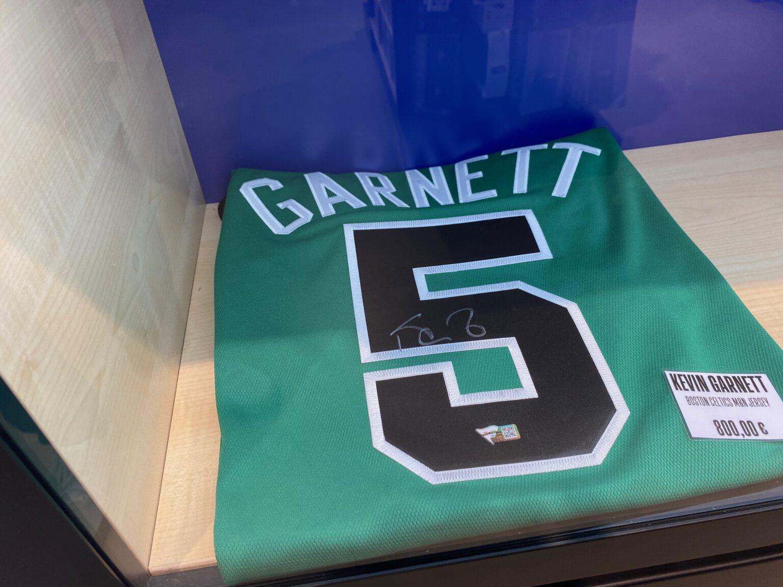 Kevin Boston Celtics Memorabilia The Guide to invest in