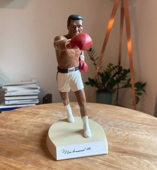 Muhammad Ali Statue Salvino Autograph